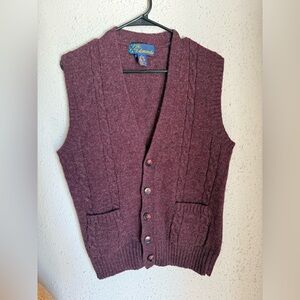 St. Edmunds Cable Knit Button-Up Vest in Plum